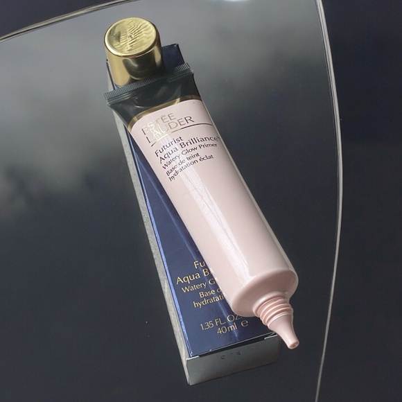 Amazon.com: Estée Lauder Futurist Aqua Brilliance™ Watery  ESTEE LAUDER FUTURISTIC AQUA BRILLIANCE WATERY GLOW PRIMER 1.3 ounce